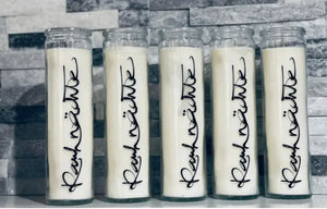 Vegane Bio-Kerze im Glas für die Rauhnächte, mit magischer Atmosphäre, von Mein Shop, detailreiche Nahaufnahme