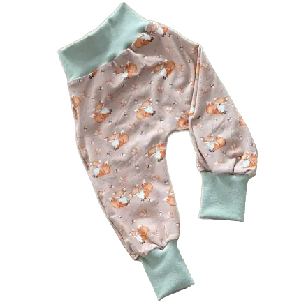 Variable Pumphose mit Füchsemotiv von Mein Shop, weiches Material und bequemer Sitz, ideal für Kinder und Babys.