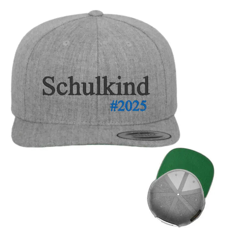 Bestickte Cap nach Wunsch, individuell gestaltet, aus Musselin, mit farbiger Auswahl, von Mein Shop für personalisierte Mode