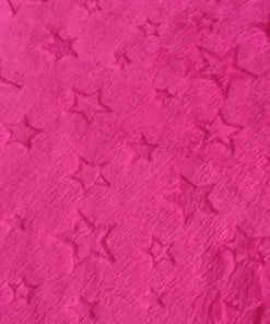 Weiches Knotenkissen in Fuchsia aus Minky-Burnout-Stoff, einfache Gestaltung, perfekt zum Kuscheln und Dekorieren.