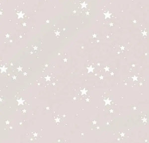 Beige Wickelauflage mit geflochtener Umrandung, individuell konfigurierbar, zeigt die elegante Oberfläche und handgefertigtes Design.