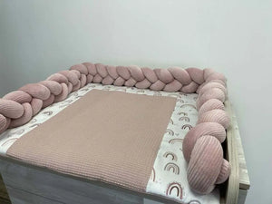 Wickelauflage mit geflochtener Umrandung im Konfigurator, individuell nach Wunsch gestaltet, in natürlichem Design