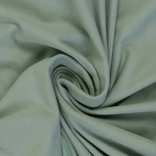 Geflochtene Bettschlange aus Baumwolljersey von Mein Shop, drapiert, in verschiedenen Farben, für gemütliche Betten.
