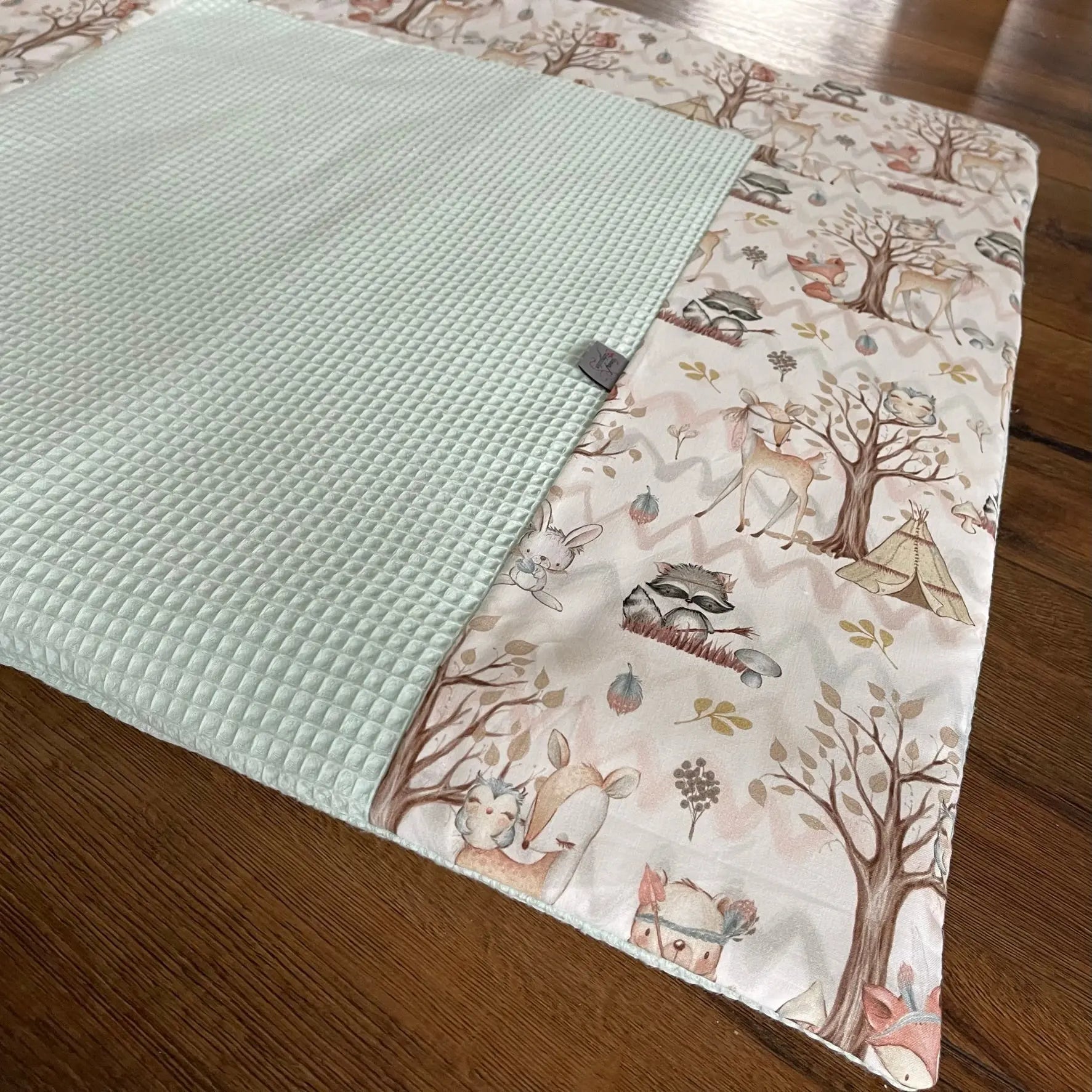 Wickelauflagen Set mit Waldtierstoff, variierende Muster, weiche Oberfläche, für Babywickelstation, von Mein Shop