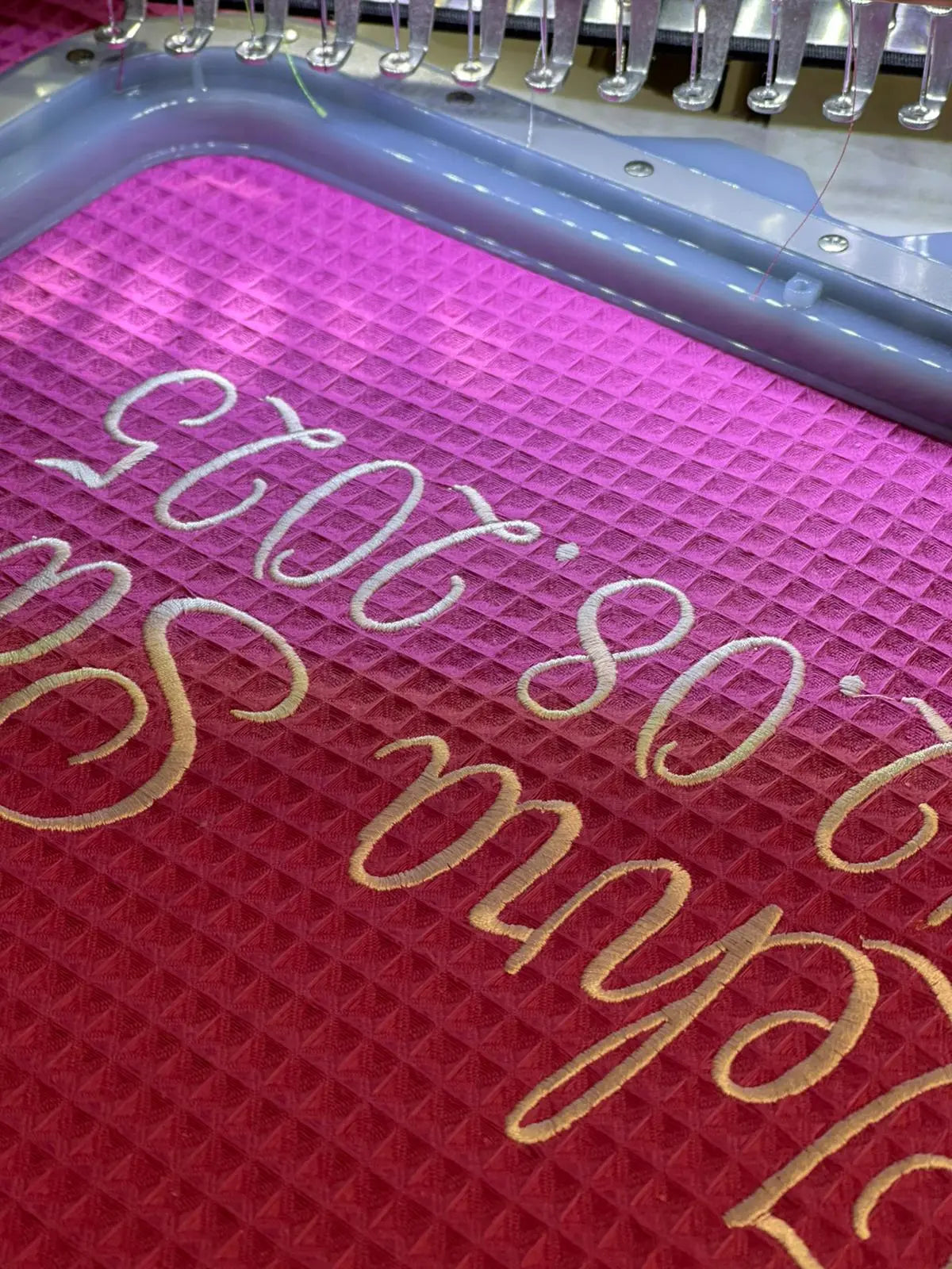 Weiche Babydecke mit personalisiertem Namen, Baumwolle, in pastellfarben, ideal für Neugeborene, von Mein Shop.