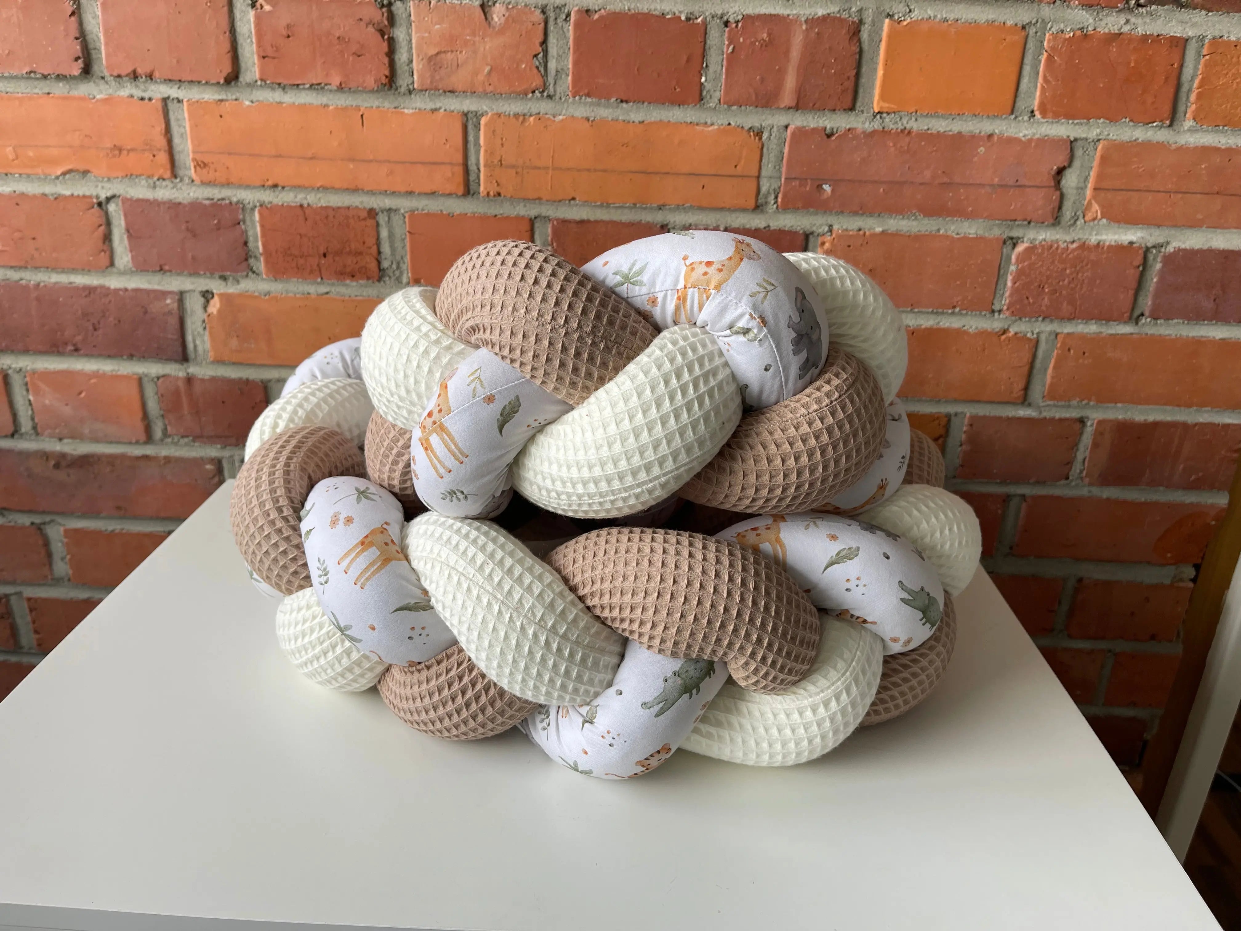 Schlichte BILDERGALERIE Bettschlangen aus Stoff in bunten Designs, ideal für Kinderzimmer, von Mein Shop