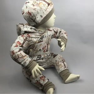 Jungen Overall Jersey mit Waldtiere Design in Größe 86/92, bequemes Kinderkleidungsstück von Mein Shop, niedliches Tiermuster