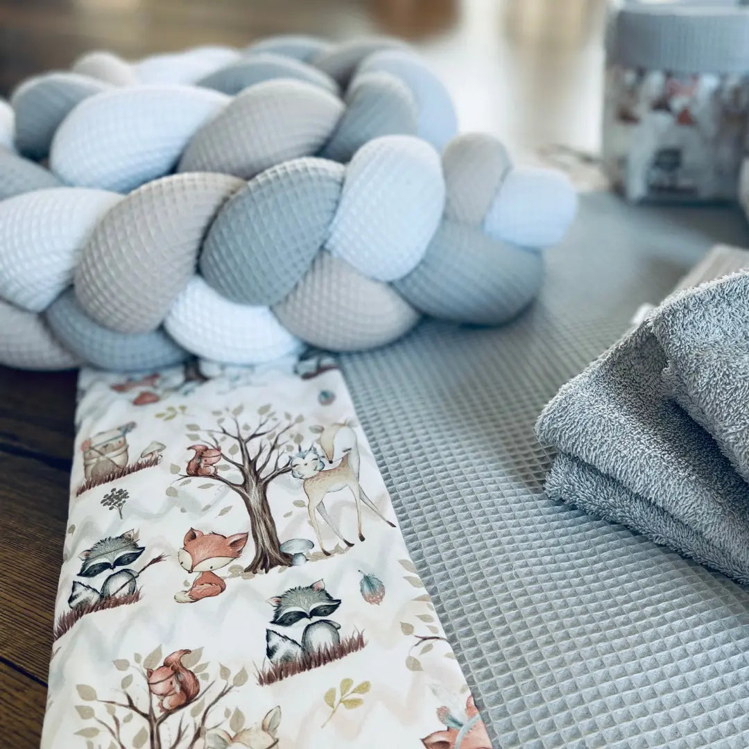 Variations des Wickelauflagen Sets von Mein Shop, Stoffe nach Wunsch, zum selbst zusammenstellen, mit bunten Stoffmustern.