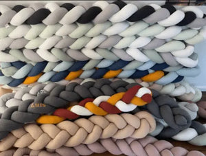 Geflochtene Bettschlange in verschiedenen Variationen, individuell anpassbar, aus dem Sortiment von Mein Shop.