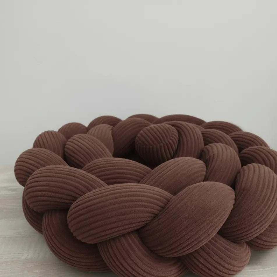 Weiche, geflochtene Fleece-Knotenschlangen in verschiedenen Farben, ideal für Betten und Dekorationen, von Mein Shop.