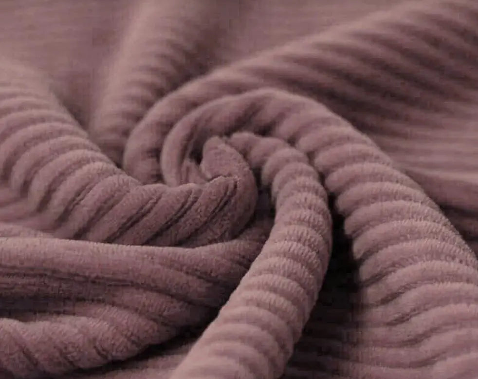 Weiche, geflochtene Fleece-Knotenschlange in Mauve, individuell gestaltbar als Bettschlange für Kinderzimmer, von Mein Shop