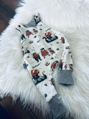 Wikinger-Bio-Strampler für Kinder, variable Größen, weiche Baumwolle, detailreiche Wikinger-Prints, bequemer Baby-Overall