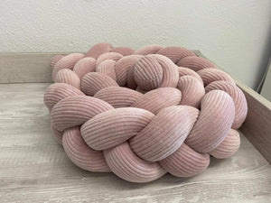 Schlichte Bettschlange von Bildergalerie, dekorative Stoffkette in neutralem Design für Kinderzimmer, von Mein Shop.