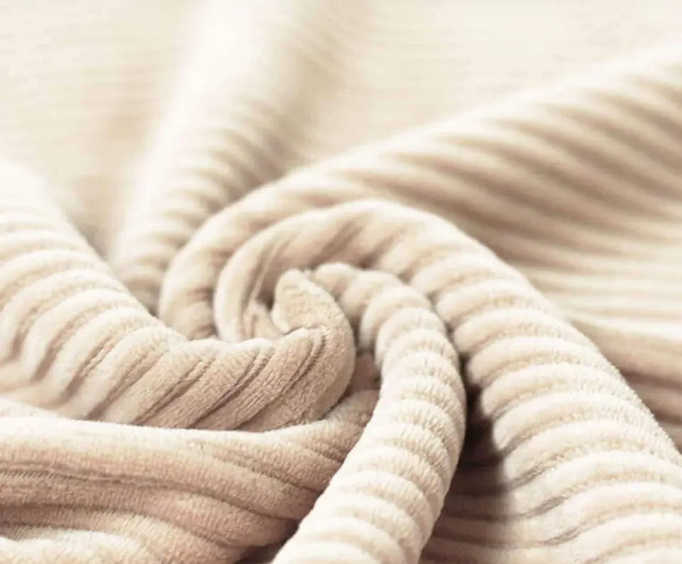 Beige Fleececord Knotenschlange, geflochtene Bettschlange, Variation im Konfigurator, weiches Textil, dekoratives Baby- und Kinderspielzeug