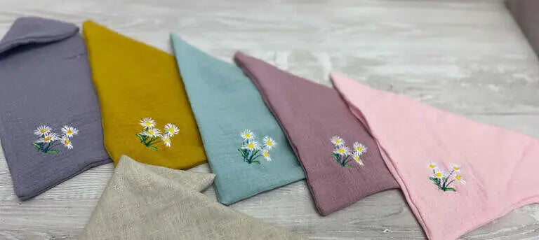 Weiches Musselin-Dreieckstuch in verschiedenen Farben, ideal für Babys und Kinder, aus atmungsaktivem Stoff, von Mein Shop
