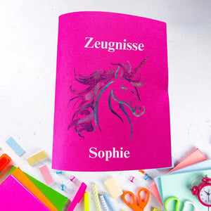 Hellblaue Zeugnishülle mit individuellem Stickmuster, personalisierte Dokumentenhülle von Mein Shop