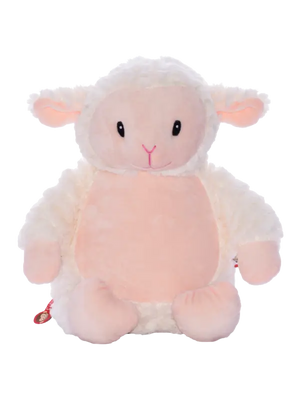 Fluffy weißes Lämmchen aus weichem Material, variabler Artikel von Mein Shop, auf hellem Hintergrund fotografiert