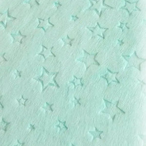 Ein Farbmuster mit cremigem Minky-Burnout in Bananenfarbe, zum Bestellen, zeigt die Textur und Farbvariation.