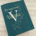 Gestickte Zeugnishülle nach Wunsch mit personalisiertem Design, aus hochwertigem Material, für Schulzeugnisse und Dokumente