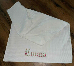 Personalisierte Babydecke aus Waffelstoff mit kindlichem Design, weiche Textur, ideal für Neugeborene, von Mein Shop
