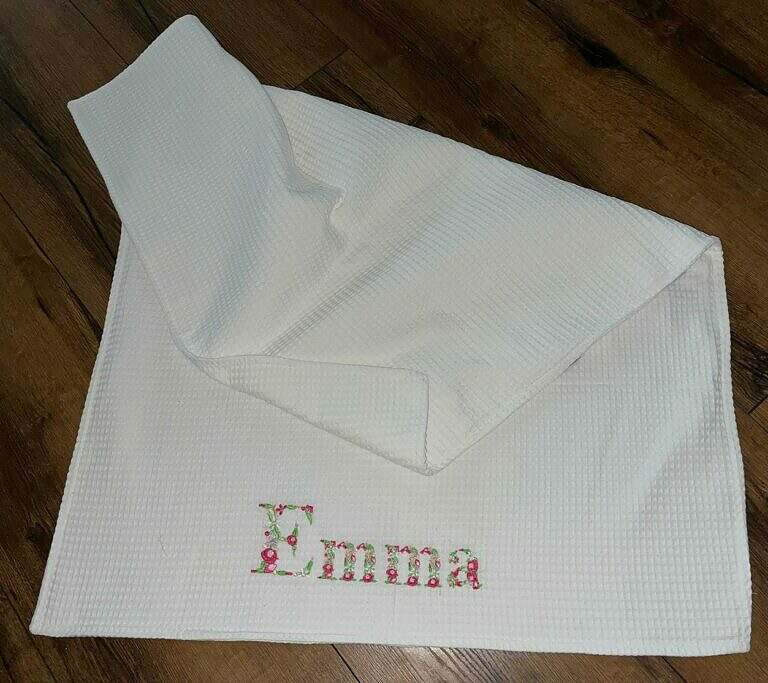 Personalisierte Babydecke aus Waffelstoff mit kindlichem Design, weiche Textur, ideal für Neugeborene, von Mein Shop