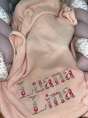 Personalierte Babydecke aus 100% Baumwolle mit gestricktem Muster, weiche Strickdecke für Neugeborene und Kleinkinder.